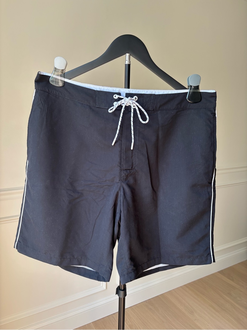 EXPRESS. Men's Black Swim Shorts with White Trim SIZE L